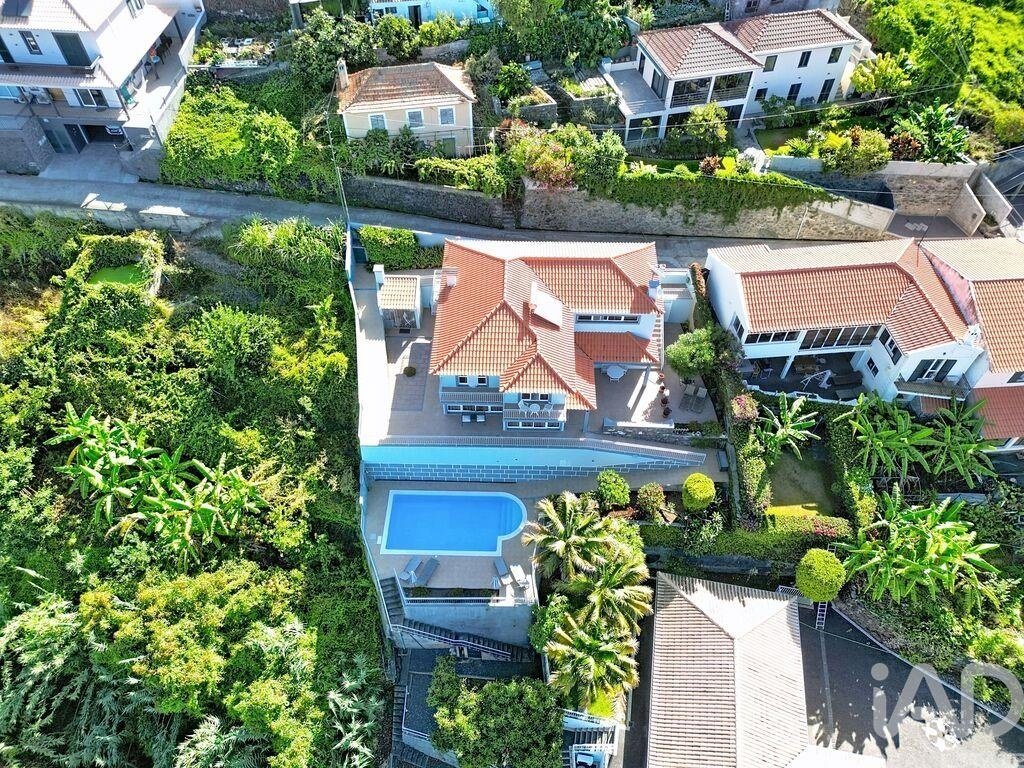 Townhouse in Estreito da Calheta, Madeira, Portugal 2 - 17669359