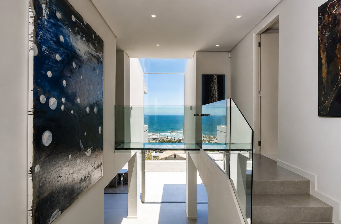 Maisons de campagne à Camps Bay, Le Cap, Afrique du Sud 4 - 18750284