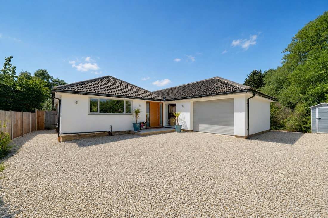 Bungalow à Whaddon, Angleterre 1 - 18760948