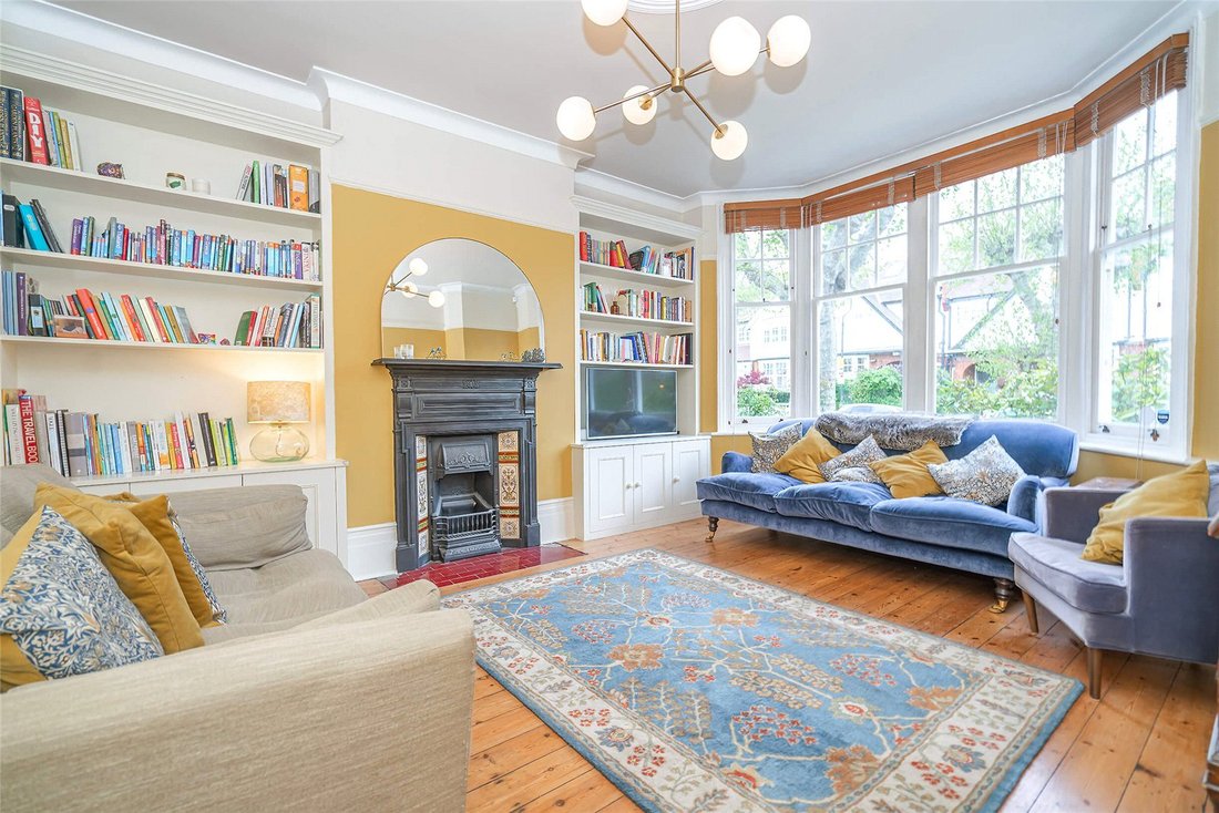 House in Colney Hatch, Barnet, England 1 - 18761000
