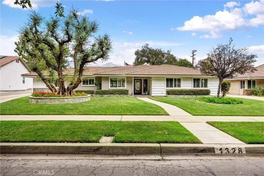 House in Upland, California, United States 4 - 18755782