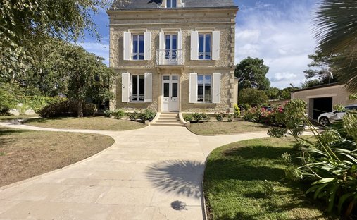 Casa a Luc-sur-Mer, Normandia, Francia 1