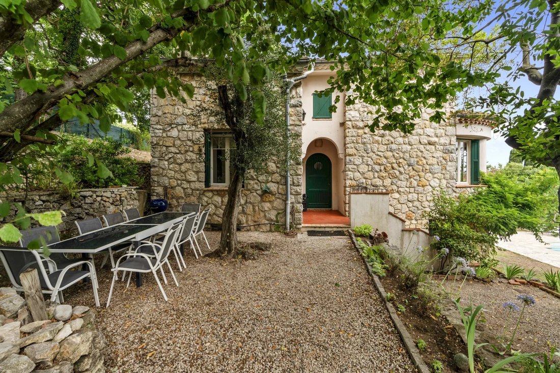 Villa à Châteauneuf-Grasse, Provence-Alpes-Côte d'Azur, France 4 - 18749746