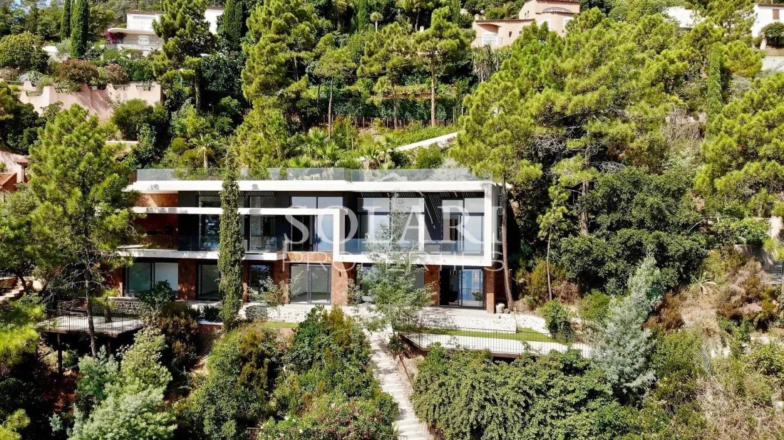 Haus in Théoule-sur-Mer, Provence-Alpes-Côte d'Azur, Frankreich 1 - 15664068