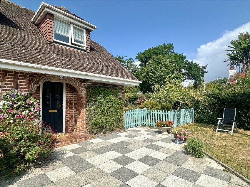 Casa en Milford-on-Sea, Inglaterra 4 - 18754686