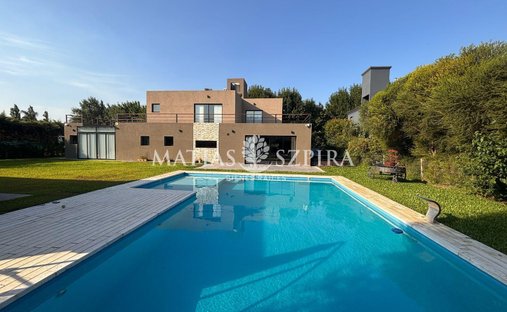 Casa en La Reja, Provincia de Buenos Aires, Argentina 1