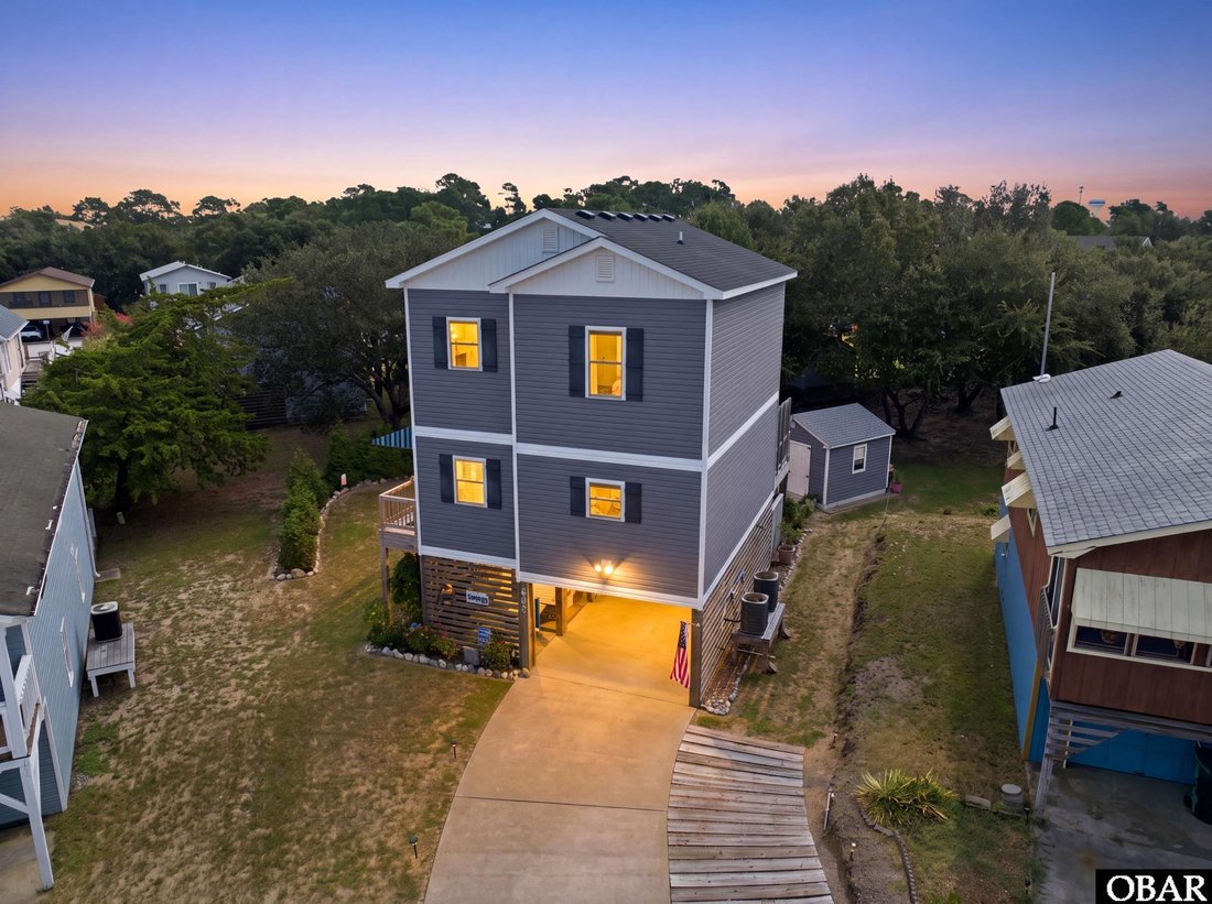 House in Kill Devil Hills, North Carolina, United States 2 - 18721946