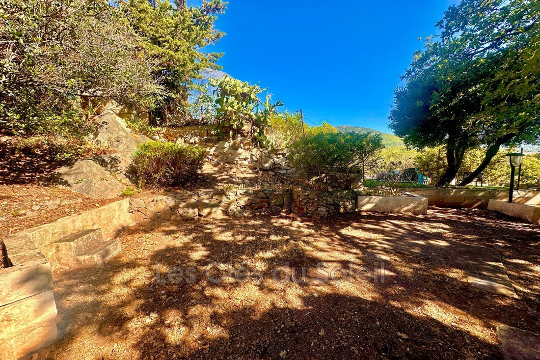Villa in Aguillon, Toulon, Frankreich 4 - 18749592