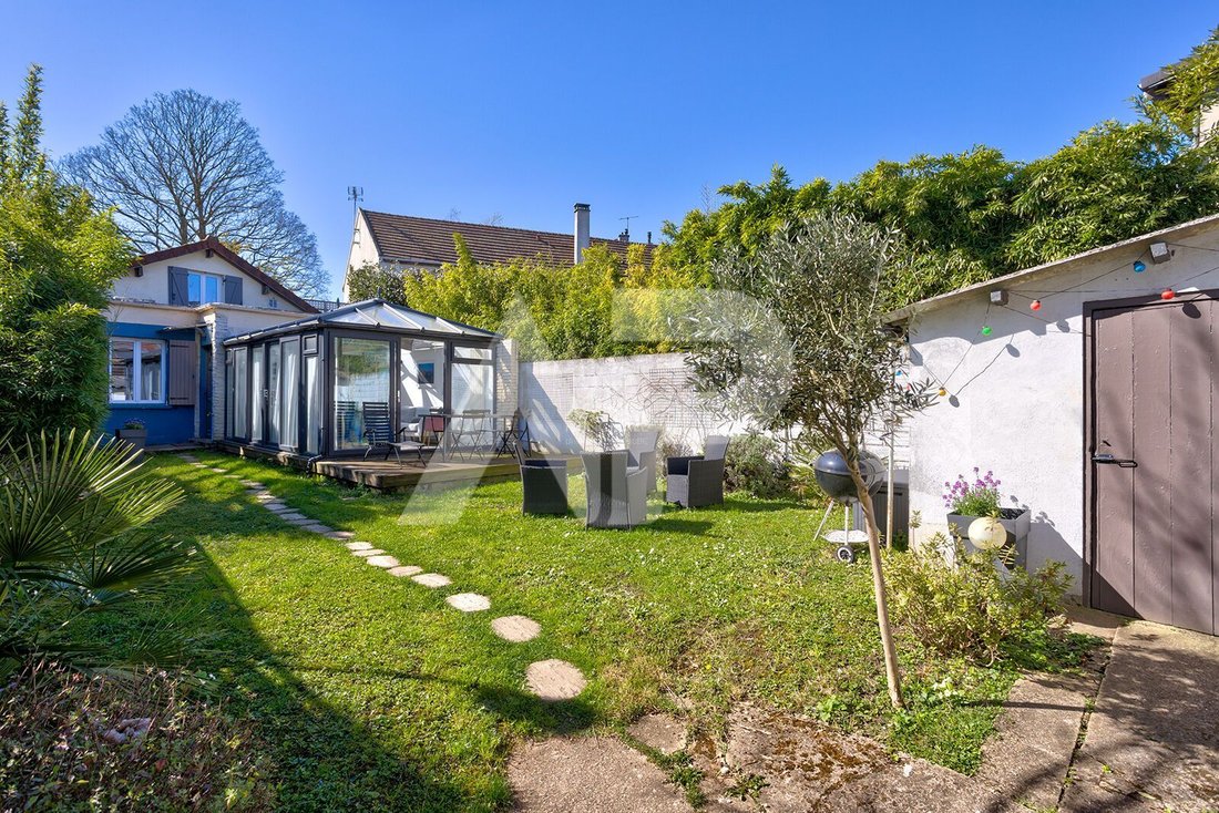 Casa a Beau Site-Pommerets-Binelles, Sevres, Francia 1 - 18756374