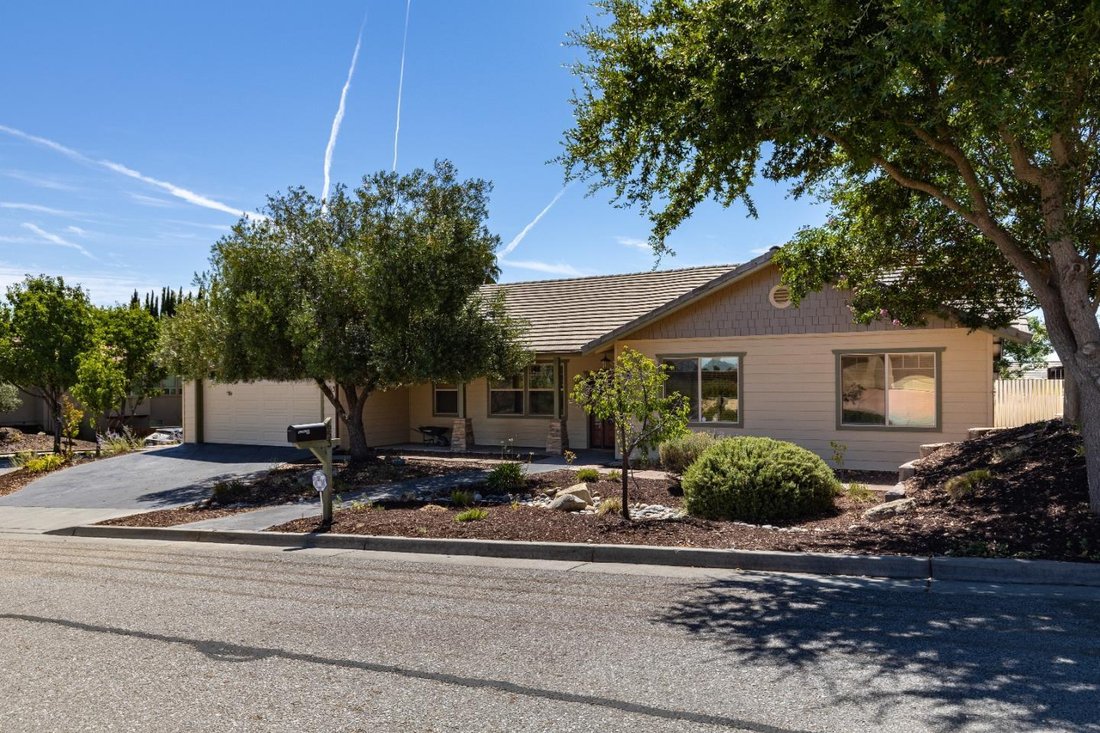 Casa en Paso Robles, California, Estados Unidos 2 - 18754452