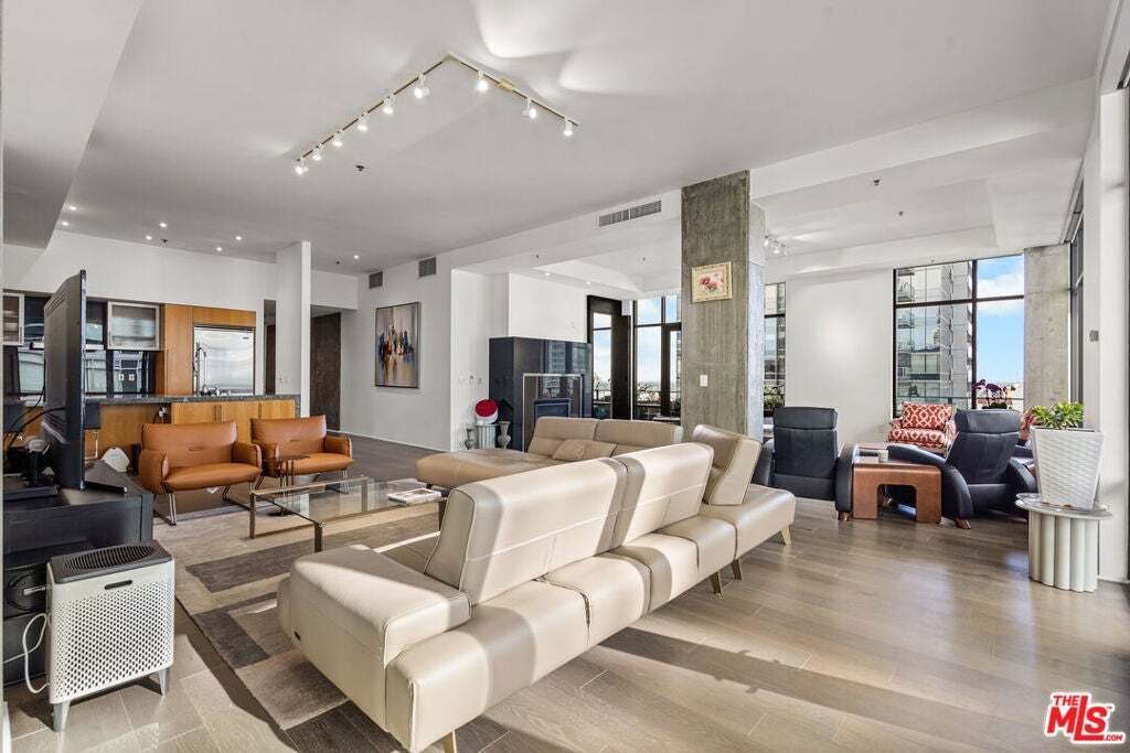 Condominio a Los Angeles, California, Stati Uniti 3 - 18750800
