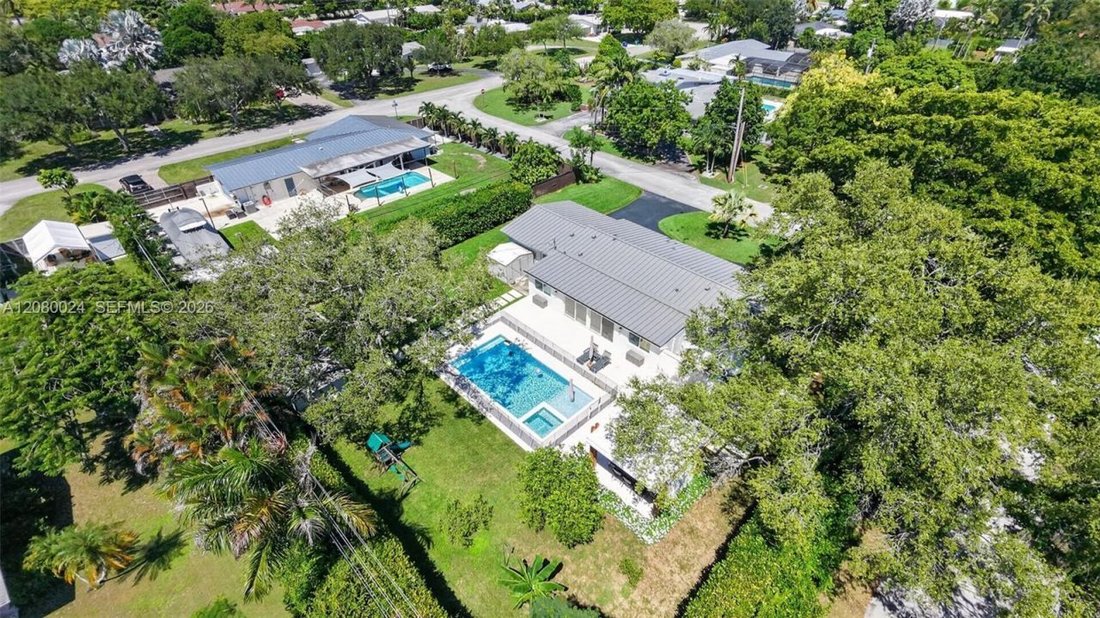 Casa a Coral Gables, Florida, Stati Uniti 2 - 18760704