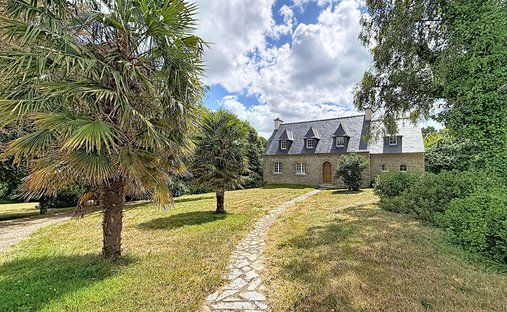 House in Bourg Sud, Guipavas, France 1