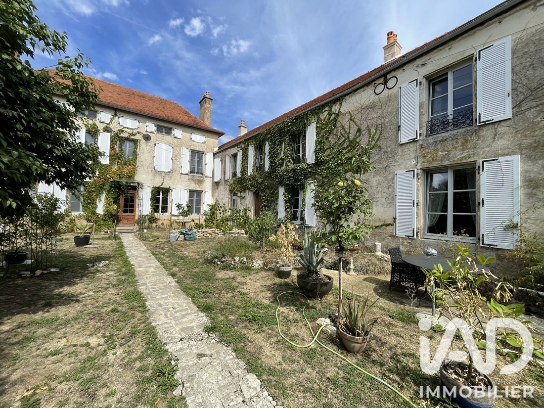 House in Chamesson, Bourgogne – Franche-Comté, France 1 - 18759578