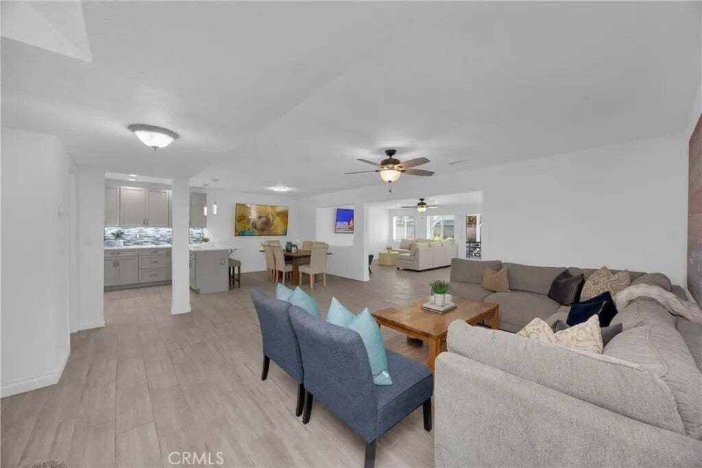 House in Cypress, California, United States 5 - 18751637