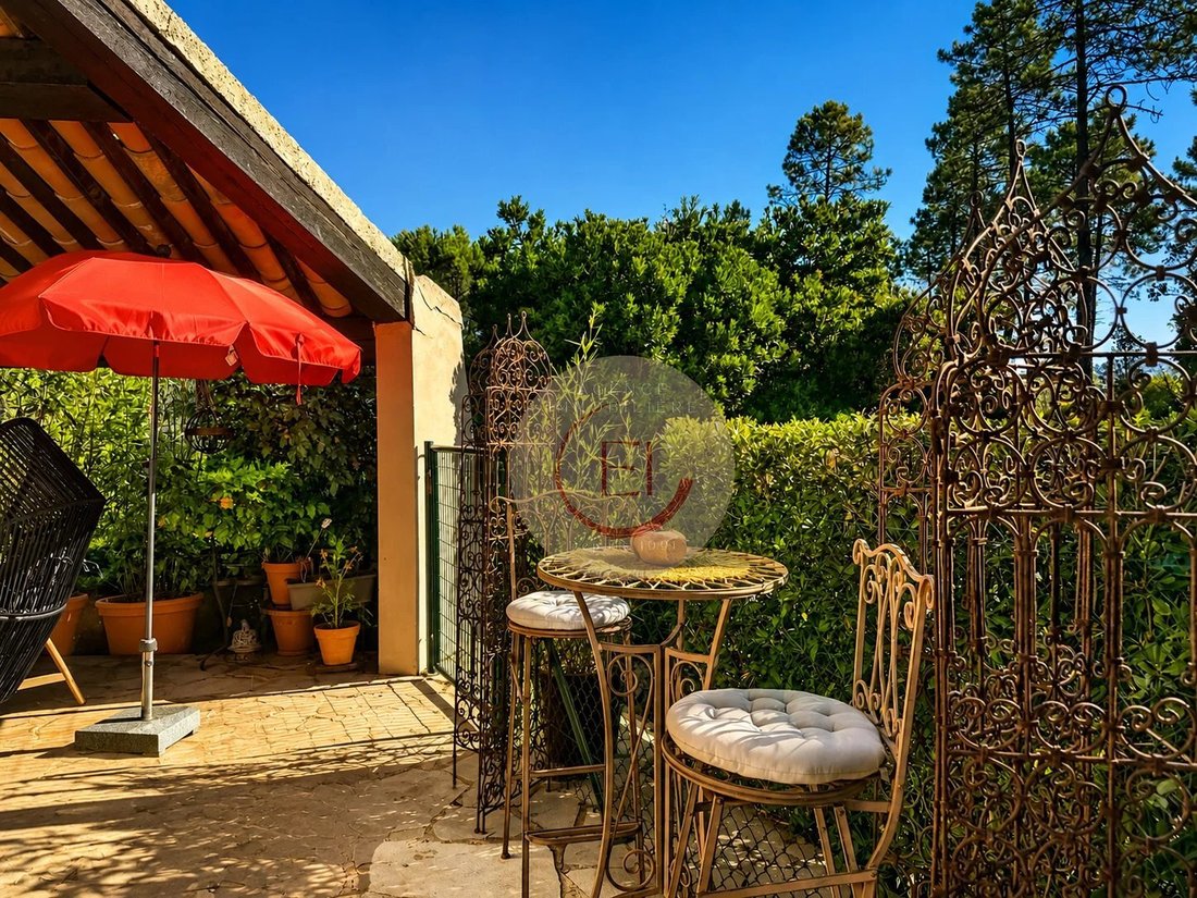 Villa in Les Adrets-de-l'Estérel, Provence-Alpes-Côte d'Azur, France 5 - 15680358