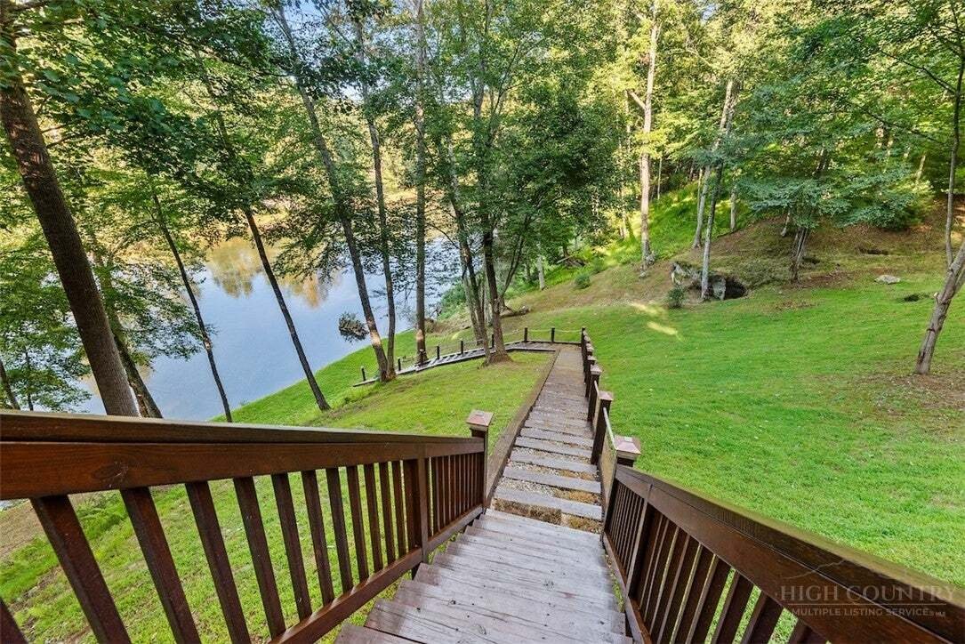 Casa a Piney Creek, Carolina del Nord, Stati Uniti 3 - 18748727