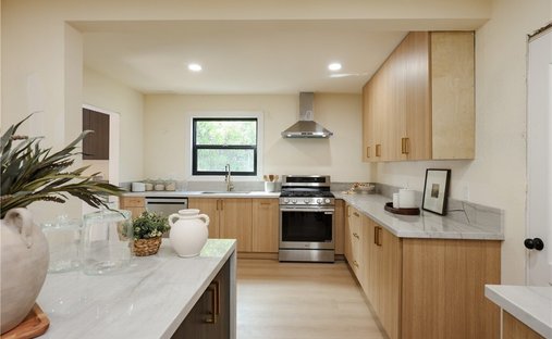 House in Santa Ana, California, United States 1