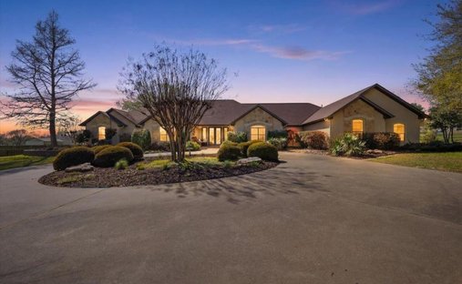 House in Whitehouse, Texas, United States 1