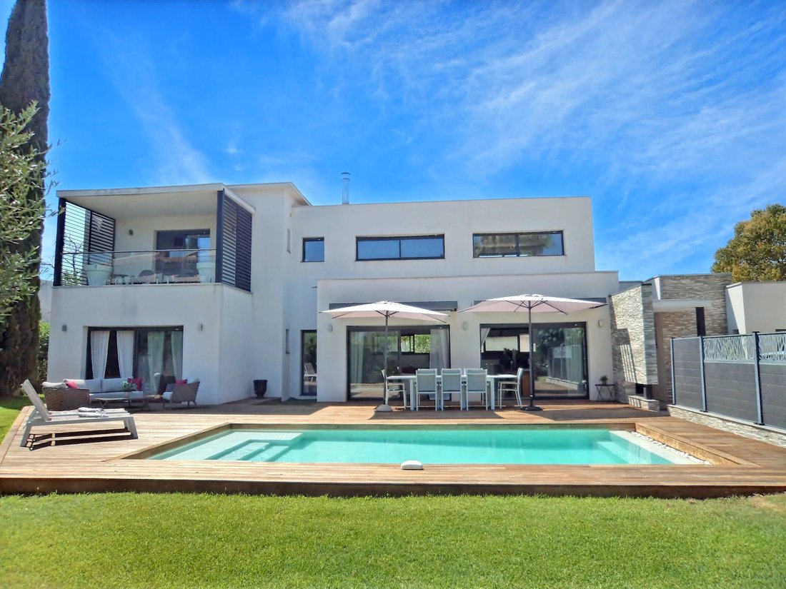 Villa in Castelnau-le-Lez, Occitania, France 1 - 18038618