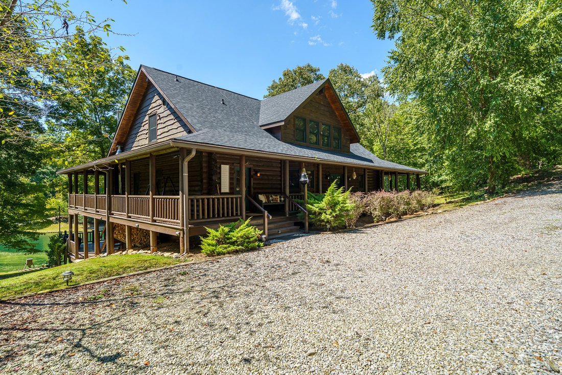 House in Mineral Bluff, Georgia, United States 4 - 18749477