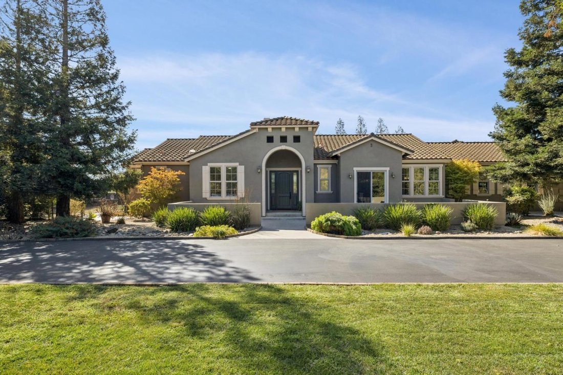 House in San Martin, California, United States 1 - 18755580