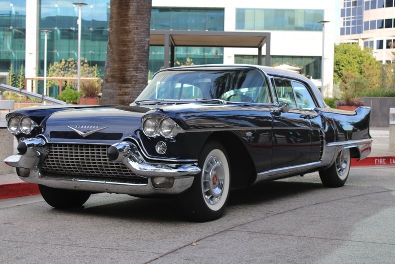 Sedan in Glendale, United States 1 - 18754346
