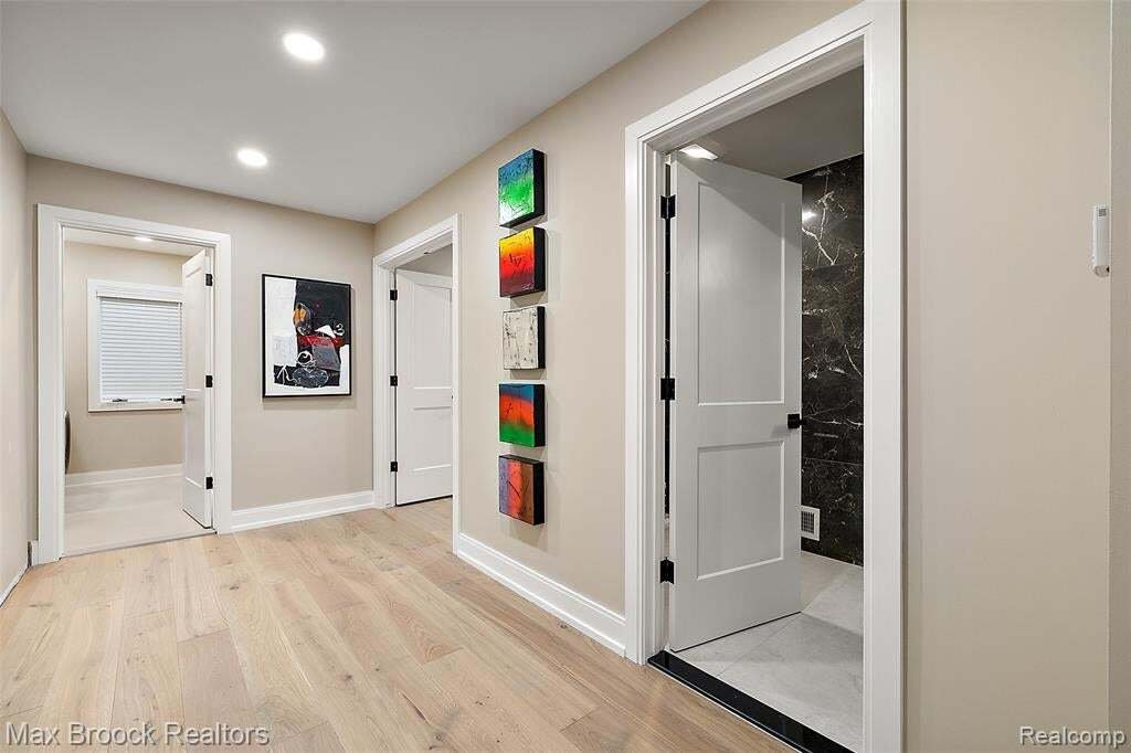 Condo in Bloomfield Hills, Michigan, United States 3 - 18751250
