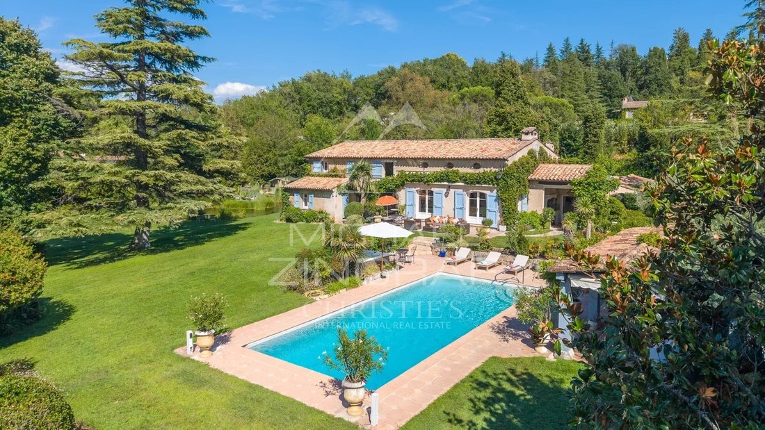 Haus in Châteauneuf-Grasse, Provence-Alpes-Côte d'Azur, Frankreich 2 - 18750096