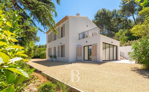 Villa a Periferia, Cassis, Francia 1