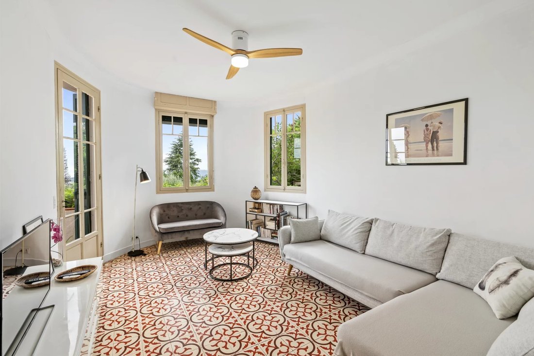 Villa à Châteauneuf-Grasse, Provence-Alpes-Côte d'Azur, France 5 - 18749746