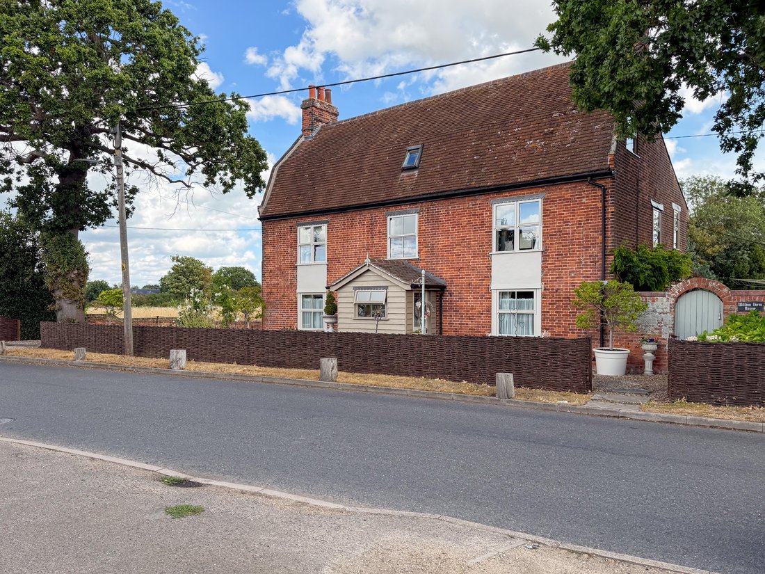House in Clacton-on-Sea, England 1 - 16876322