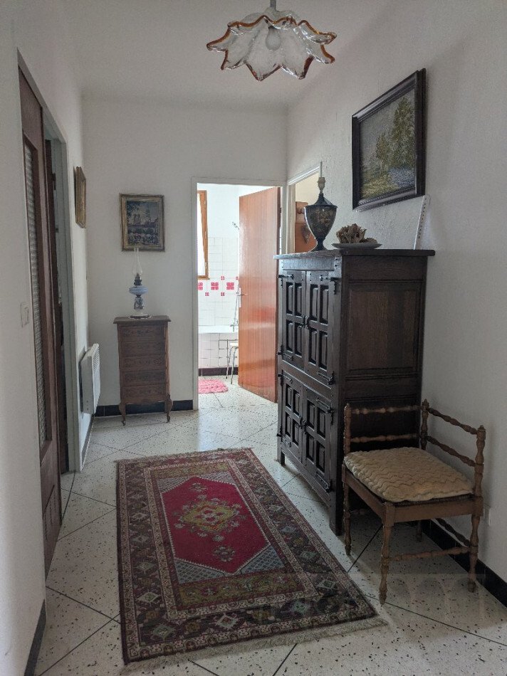 Villa in Centre Ville, Castries, Frankreich 4 - 18752842