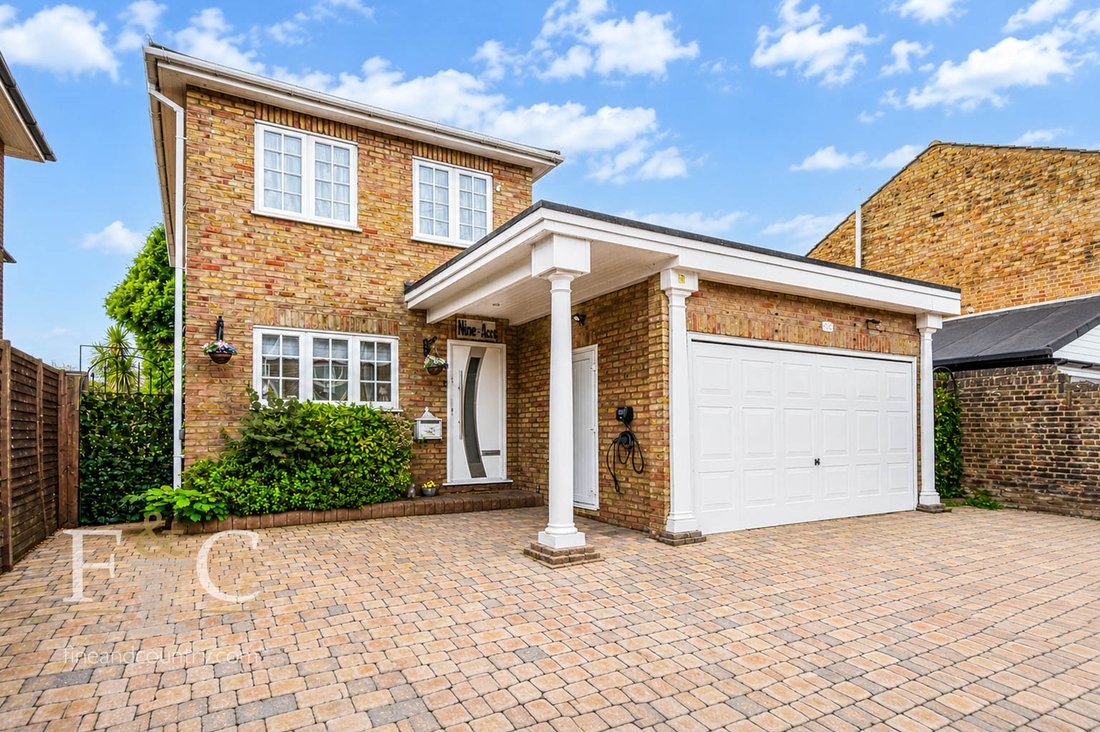 Casa a Cheshunt, Inghilterra 1 - 16279649