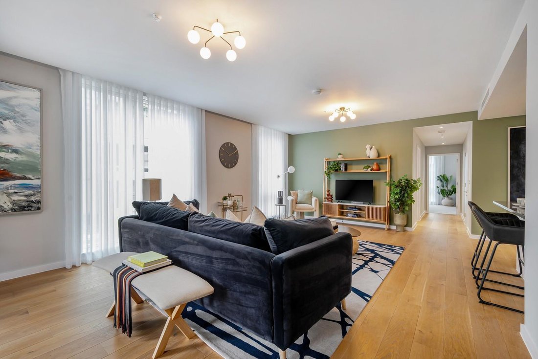 Apartment in Belsize Park, Camden, England 1 - 18761203