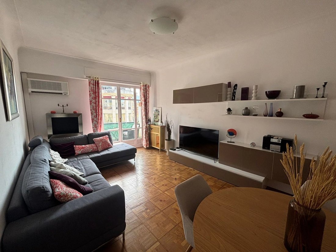 Appartement à Nice, Provence-Alpes-Côte d'Azur, France 1 - 18749484