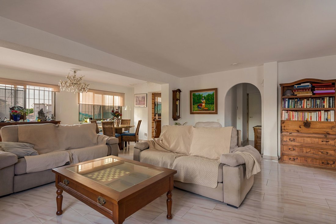 Villa in Nueva Andalucia, Marbella, Spain 2 - 18587646