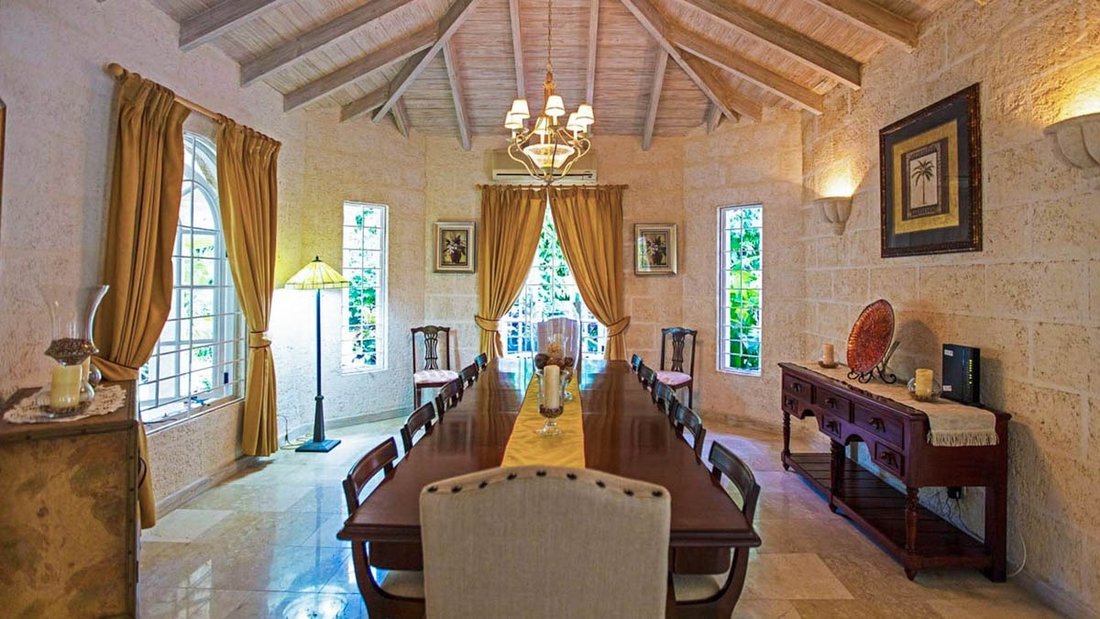 House in Holetown, Saint James, Barbados 2 - 18032529