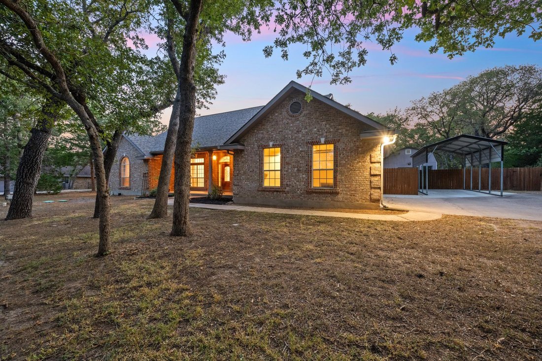 Casa en Elgin, Texas, Estados Unidos 3 - 18749065