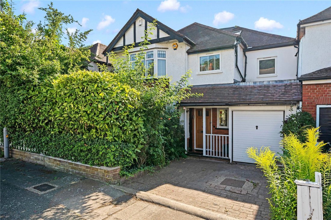 Casa in Kingston Upon Thames, Borough Reale di Kingston upon Thames, Inghilterra 1 - 18749623
