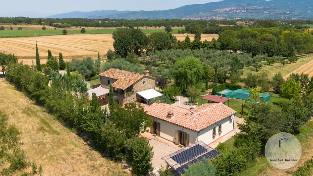Country House in Centro, Arezzo, Tuscany 2 - 18760198