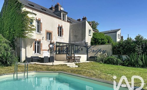 House in Plantes-Dauphine, Orleans, France 1