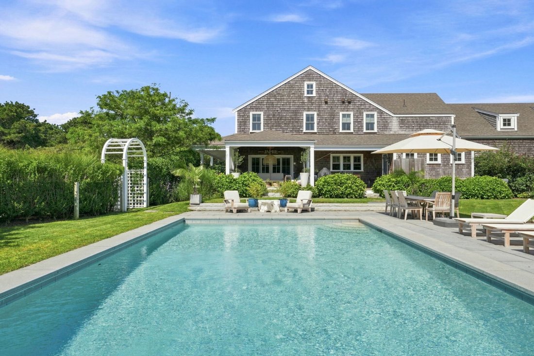 House in Nantucket, Massachusetts, United States 3 - 18606973