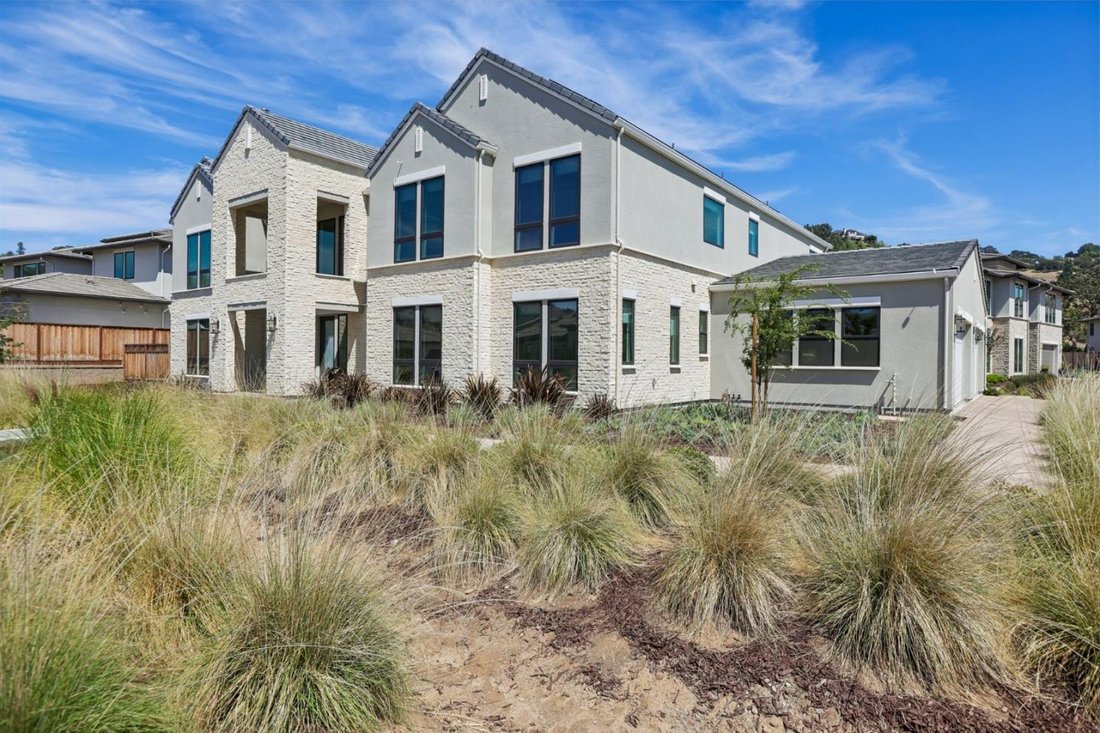Casa a Morgan Hill, California, Stati Uniti 3 - 18759454