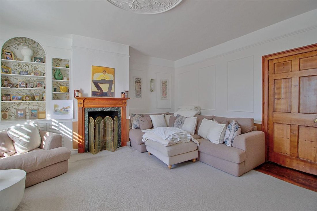 House in Cantley, Wokingham, England 5 - 18761085