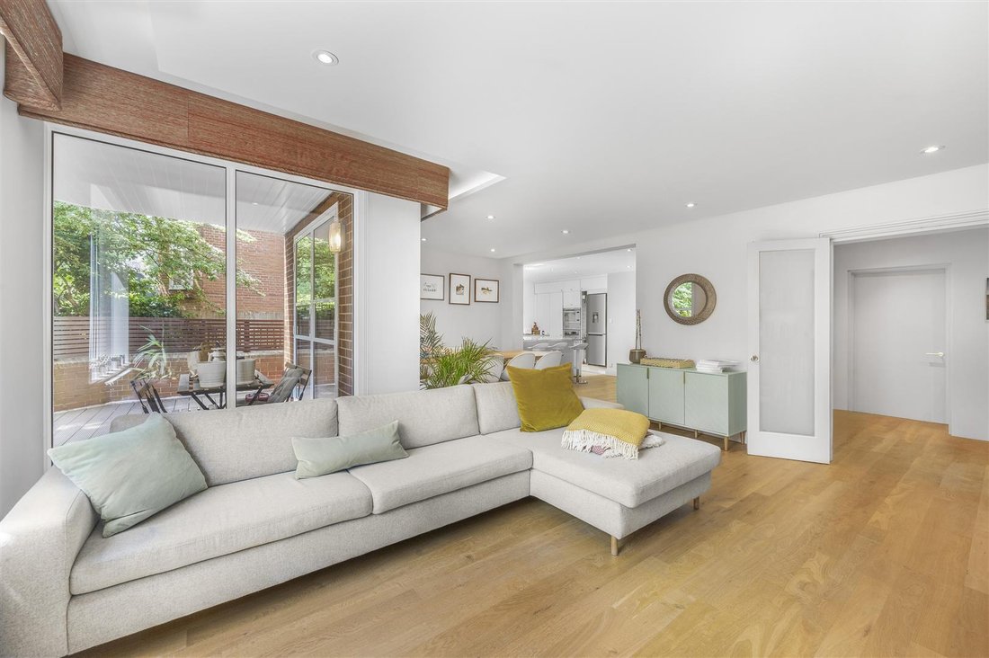 Apartment in Belsize Park, Camden, England 5 - 18761187