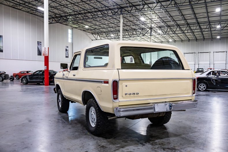 Pickup in Plainfield, United States 5 - 18754398