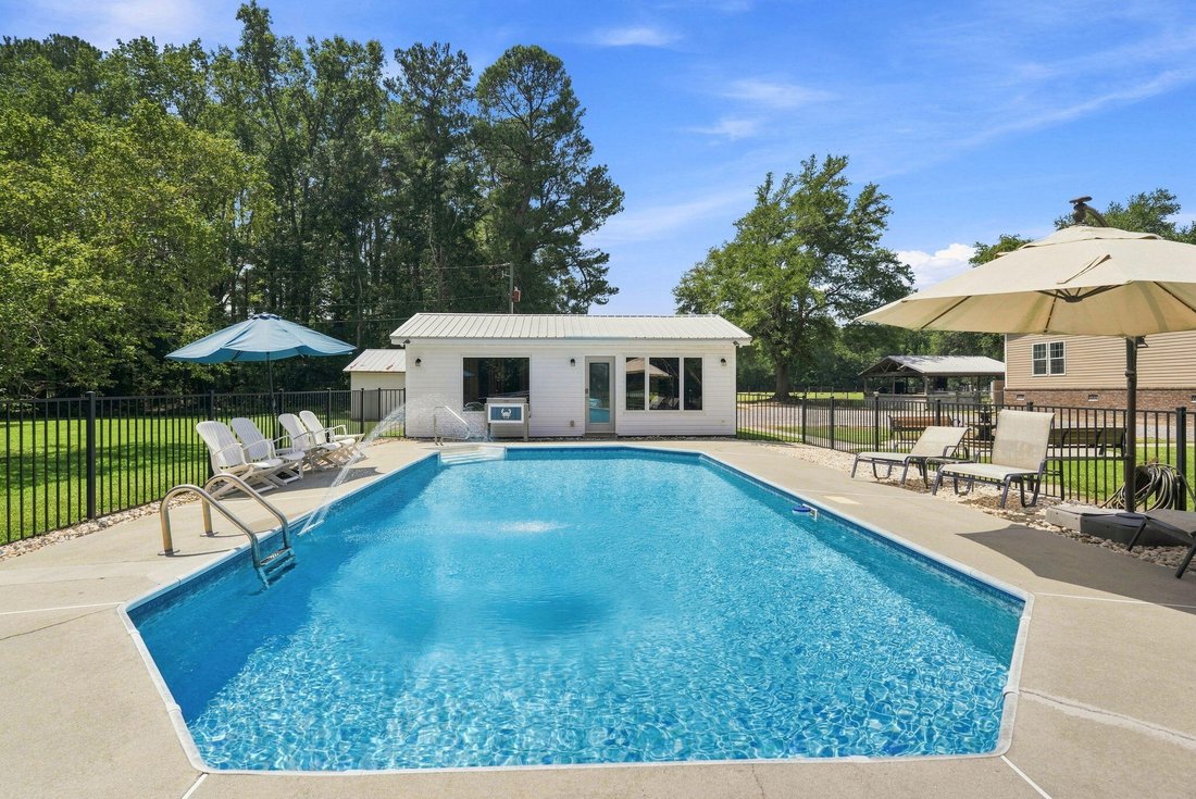 Summerville, South Carolina, United States 3 - 18756244