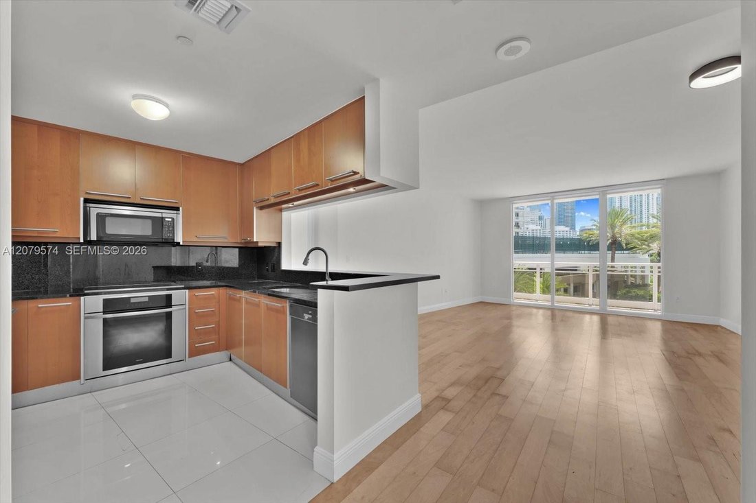 Condominio en Miami, Florida, Estados Unidos 2 - 18752504