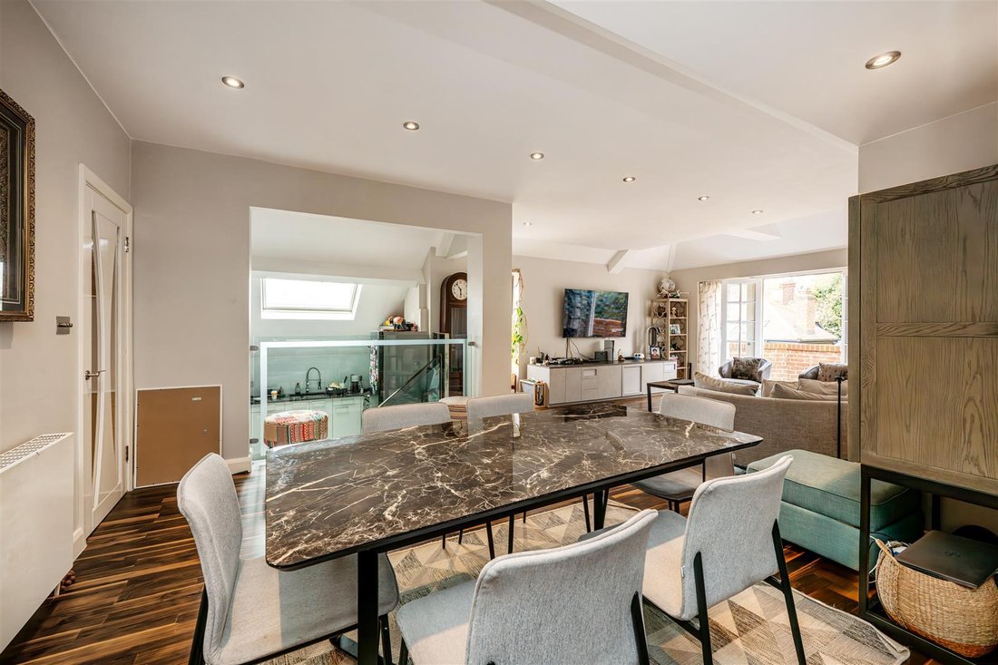 Apartment in Hamstead, Shalfleet, England 5 - 18761197